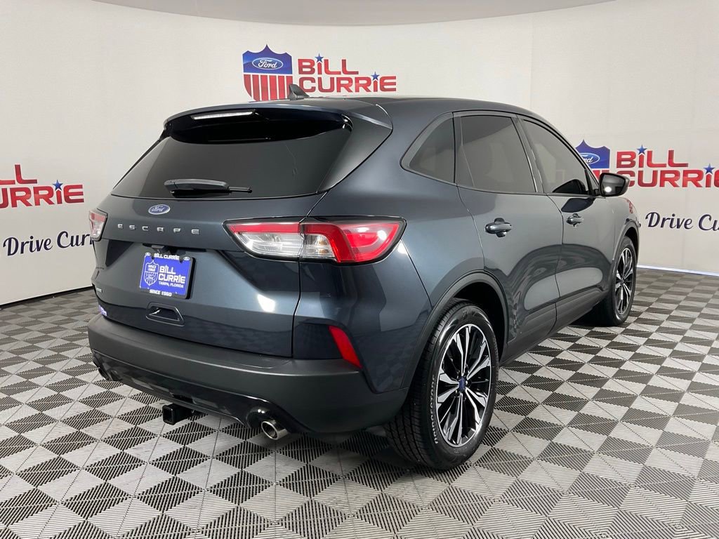 Certified 2022 Ford Escape SE w/ SE Sport Appearance Package image 3
