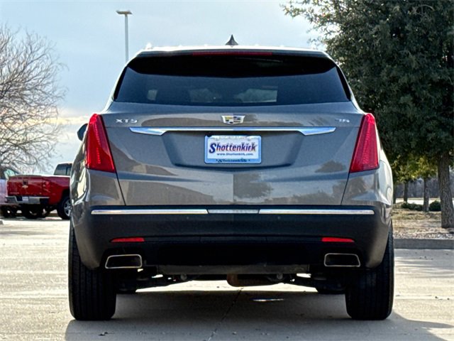 Used 2018 Cadillac XT5 FWD image 7