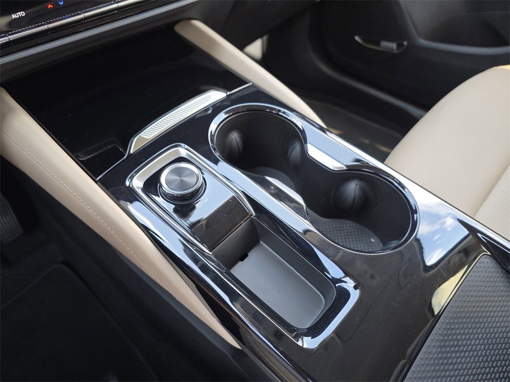 Used 2025 Buick Envision Preferred image 22