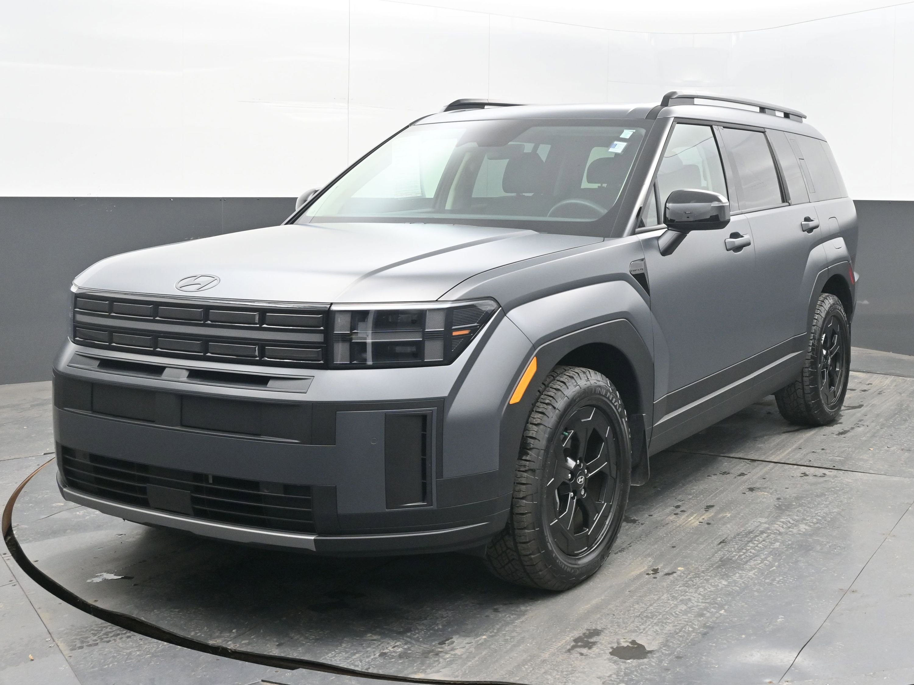 Used 2025 Hyundai Santa Fe XRT image 4