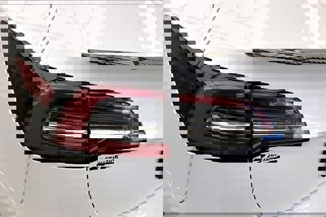 Used 2021 Tesla Model 3 Standard Range Plus RWD image 26