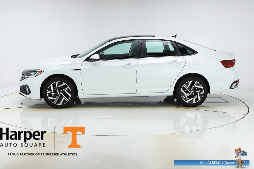 Used 2024 Volkswagen Jetta SEL image 40