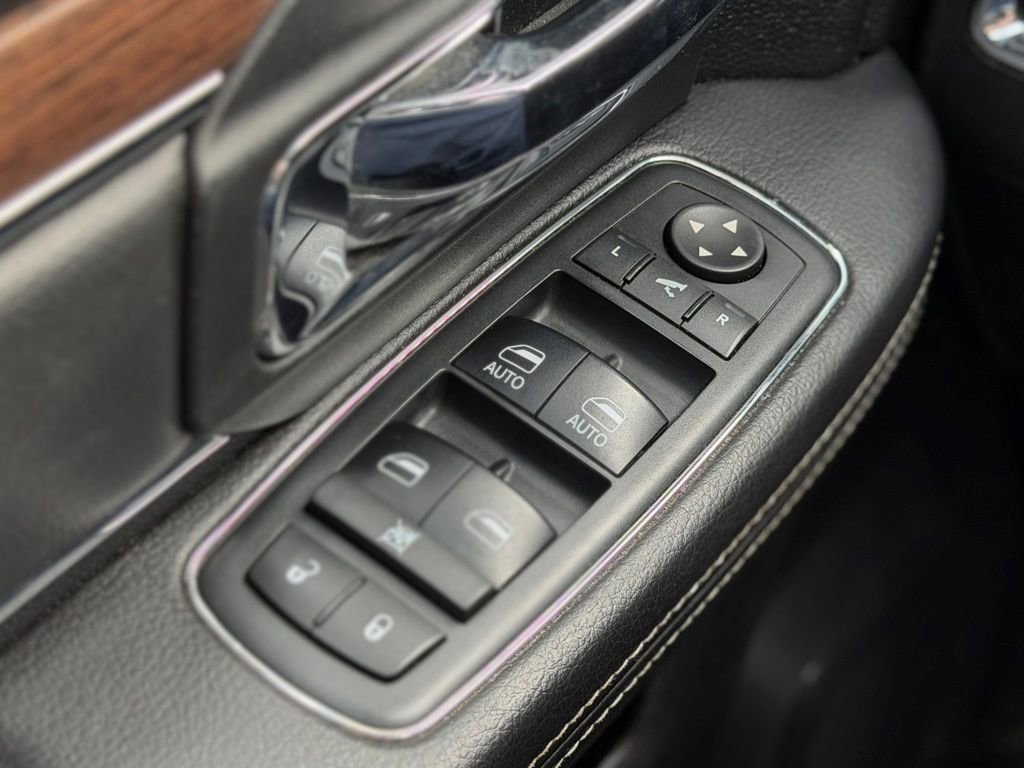 Used 2018 RAM 2500 Laramie w/ Snow Chief Group AWD/4WD image 17