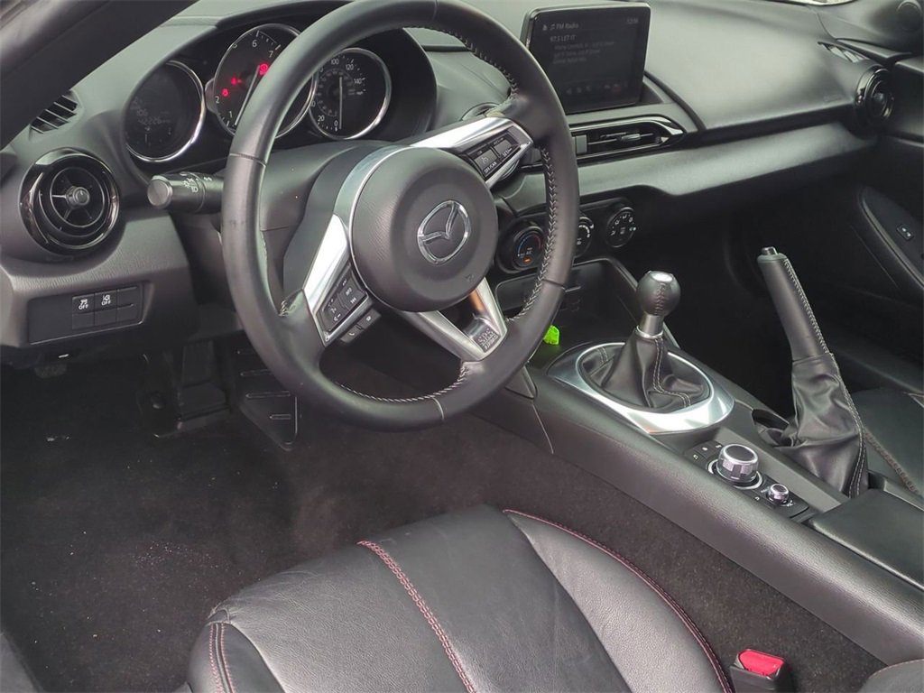 Used 2020 MAZDA MX-5 Miata Sport image 13