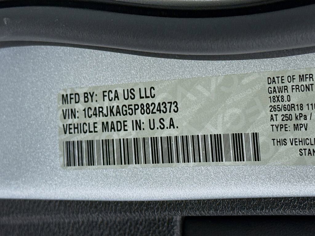 Used 2023 Jeep Grand Cherokee L Laredo AWD/4WD image 34