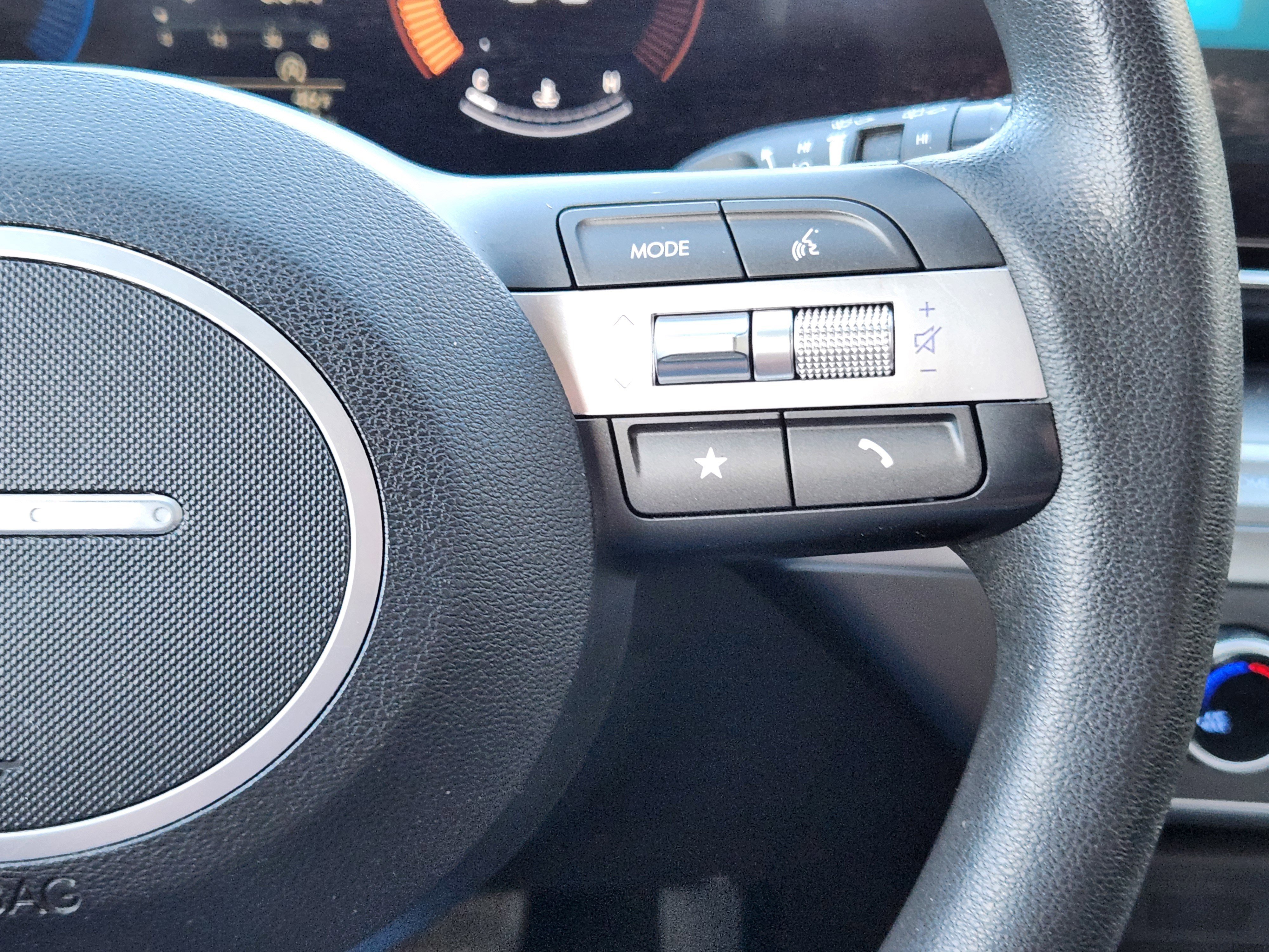 Certified 2024 Hyundai Kona SE image 22