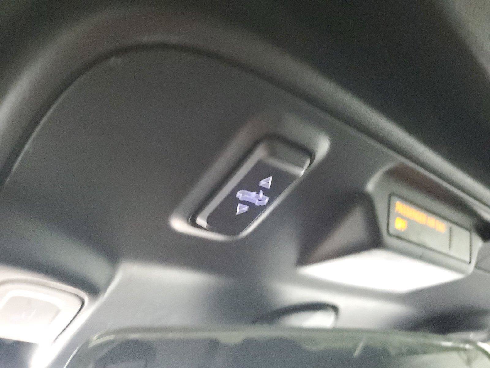 Used 2017 Chevrolet Camaro LT RWD image 27