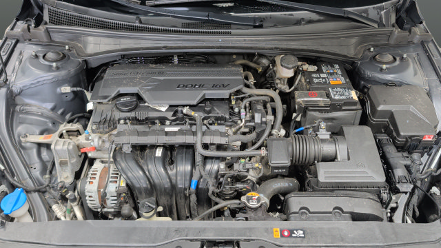 Certified 2023 Hyundai Elantra Limited FWD image 28