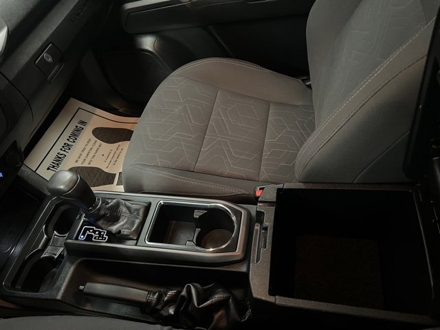 Used 2019 Toyota Tacoma TRD Sport image 32