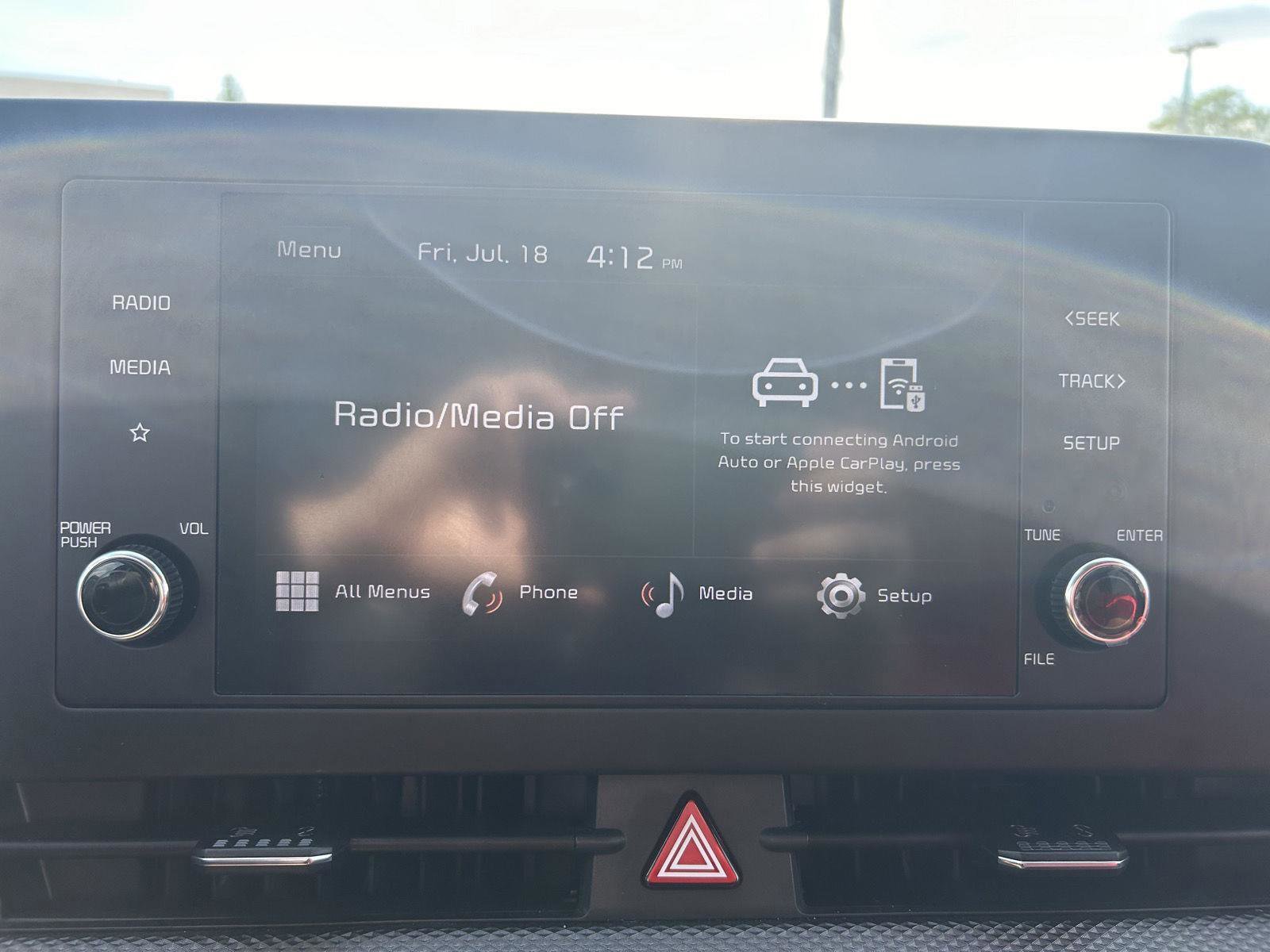 Used 2025 Kia Sportage LX image 10