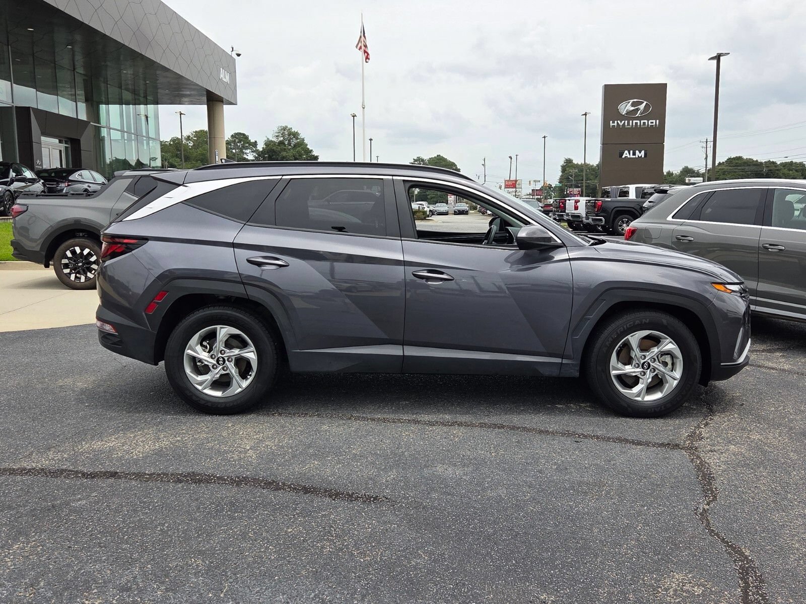 Used 2024 Hyundai Tucson SEL FWD image 13