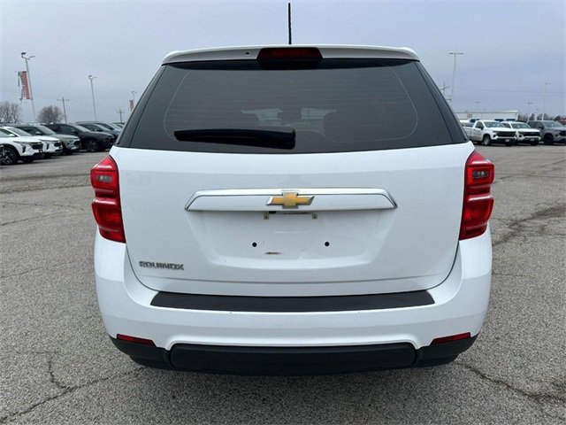 Used 2017 Chevrolet Equinox LS image 4