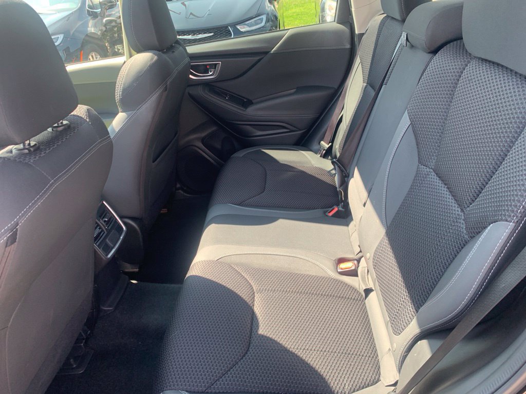 Used 2020 Subaru Forester Premium AWD/4WD image 31