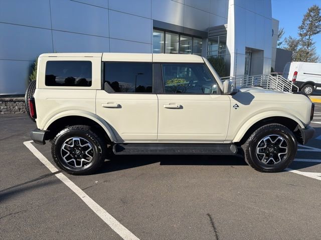 Used 2025 Ford Bronco Outer Banks image 8