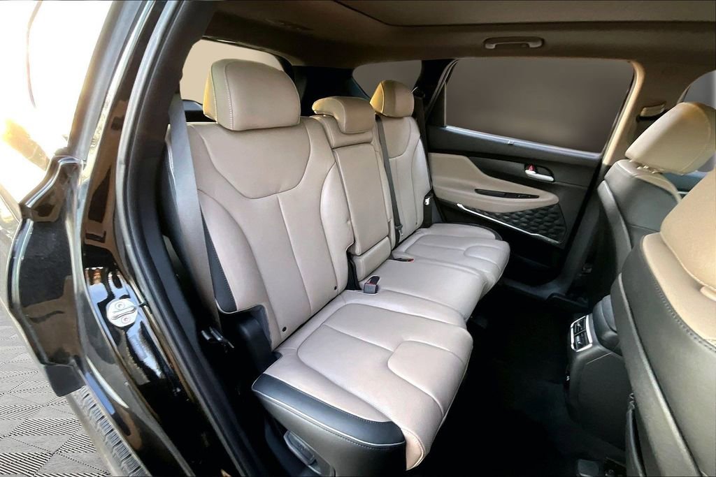 Used 2023 Hyundai Santa Fe Limited image 20