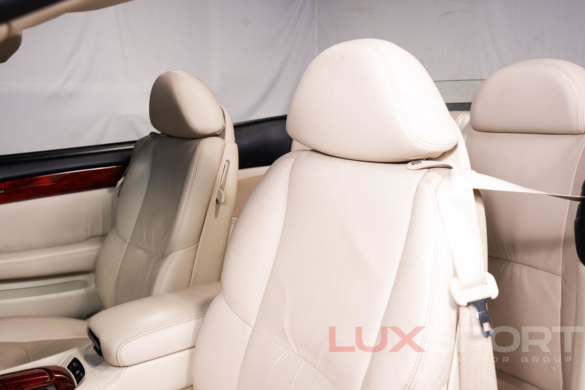 Used 2008 Lexus SC 430 Convertible RWD image 25