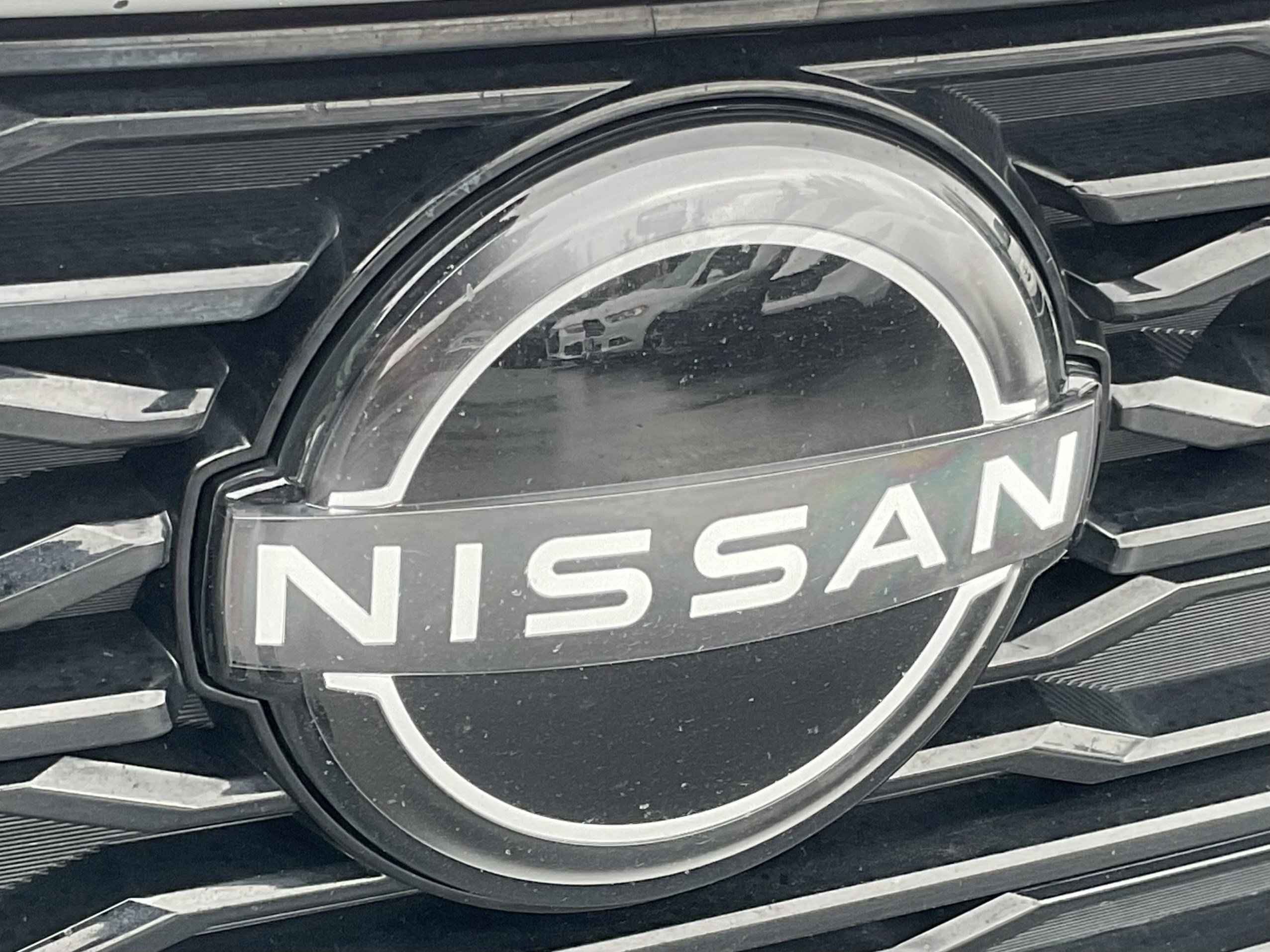 Used 2024 Nissan Altima 2.5 SV image 6