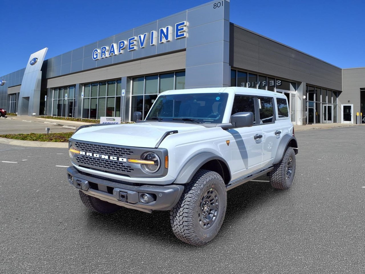New 2026 Ford Bronco Badlands AWD/4WD image 1