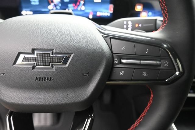 Used 2026 Chevrolet Traverse RS FWD image 14