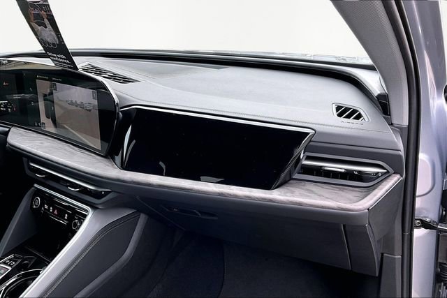 New 2025 Audi Q5 Premium Plus image 16