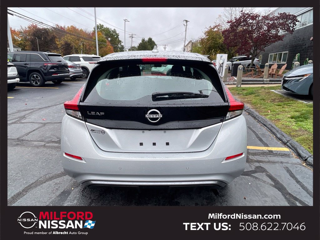 Certified 2023 Nissan Leaf S FWD image 4
