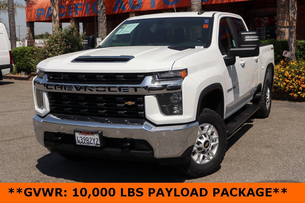 Used 2020 Chevrolet Silverado 2500 LT w/ Fleet Comfort Package image 4