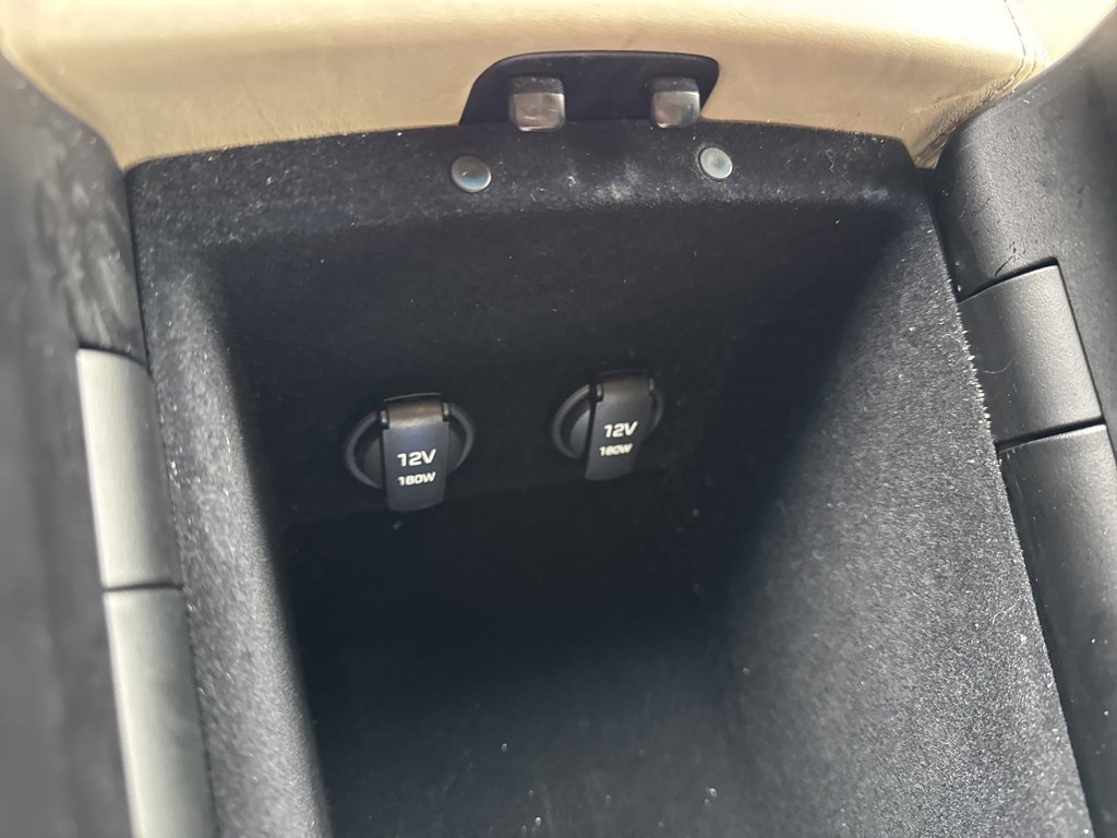 Used 2017 Genesis G90 3.3T Premium image 33