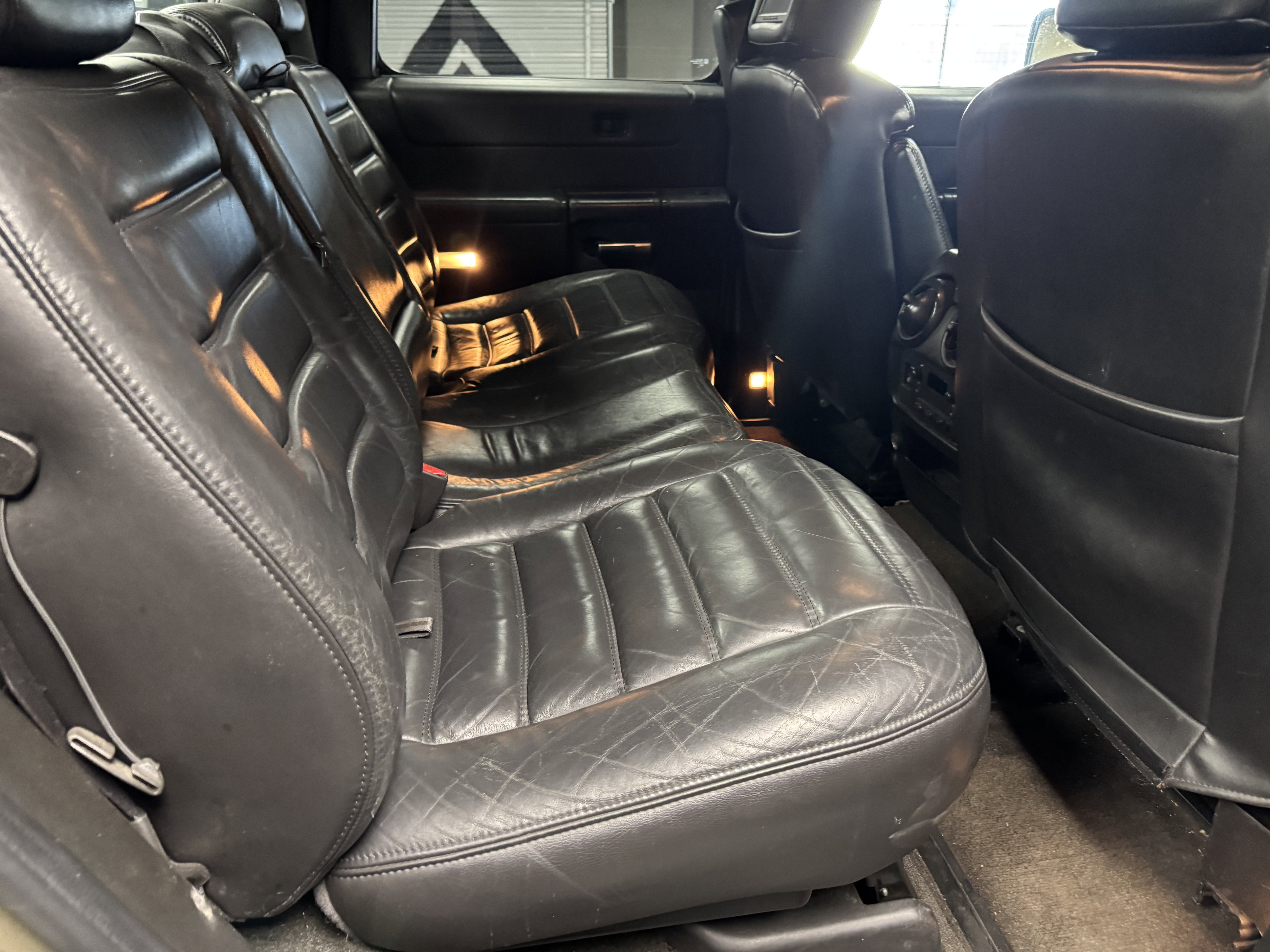 Used 2005 HUMMER H2 SUT w/ Preferred Equipment Group image 15