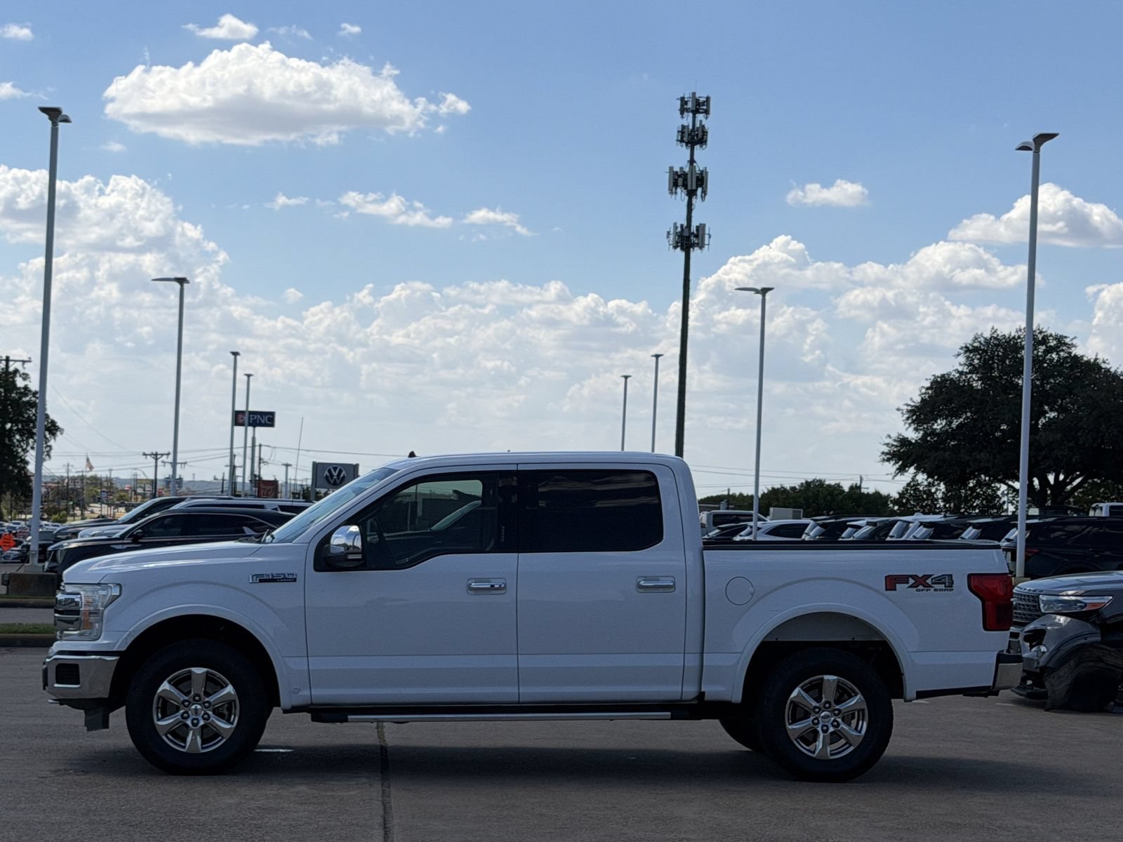 Used 2019 Ford F150 Lariat w/ Equipment Group 502A Luxury AWD/4WD image 7