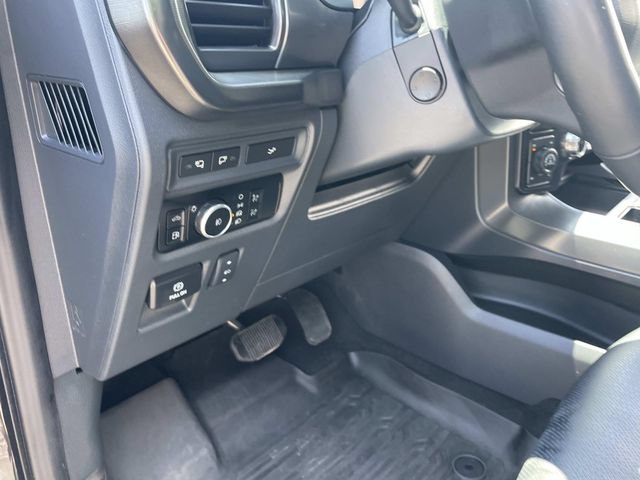 Used 2024 Ford F150 Lariat AWD/4WD image 27