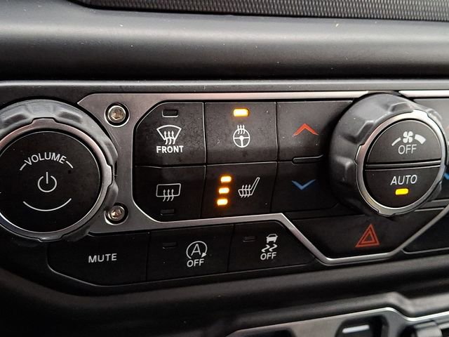 Used 2020 Jeep Wrangler Unlimited Sport image 23