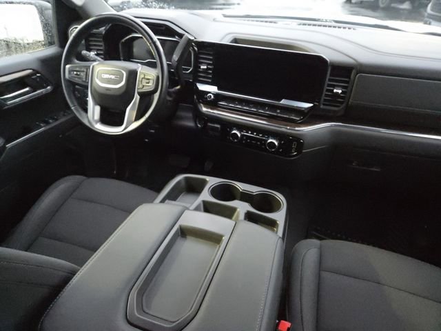 Used 2024 GMC Sierra 1500 Elevation image 25