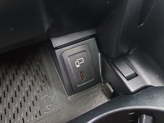 Used 2020 Mercedes-Benz GLC 300 4MATIC image 25