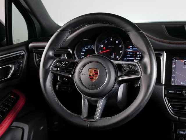 Certified 2020 Porsche Macan AWD/4WD image 16