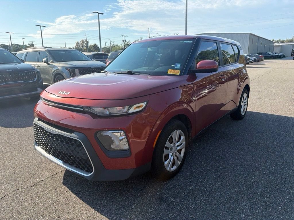 Certified 2022 Kia Soul LX FWD image 9