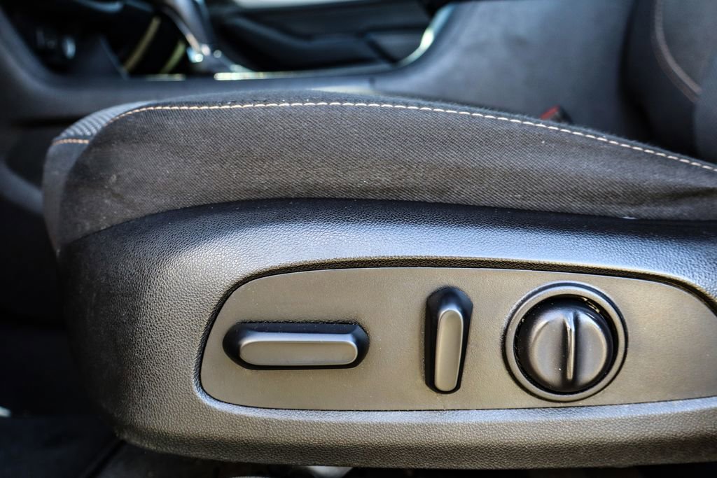 Used 2019 Chevrolet Traverse LT image 26