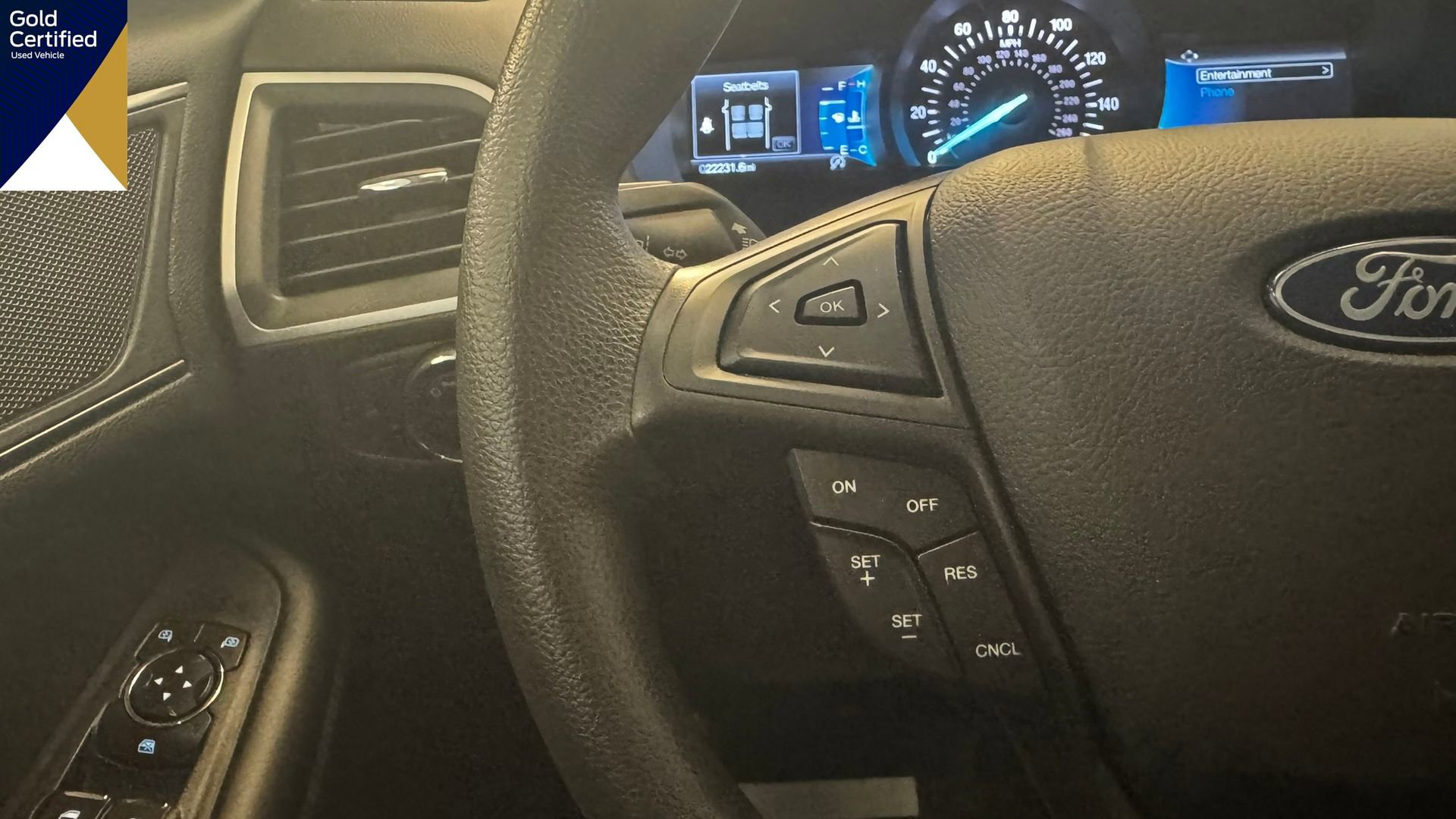 Used 2022 Ford Edge SE image 35