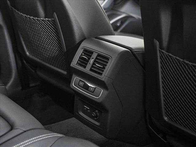 Used 2023 Audi Q5 2.0T Premium w/ Convenience Package image 18