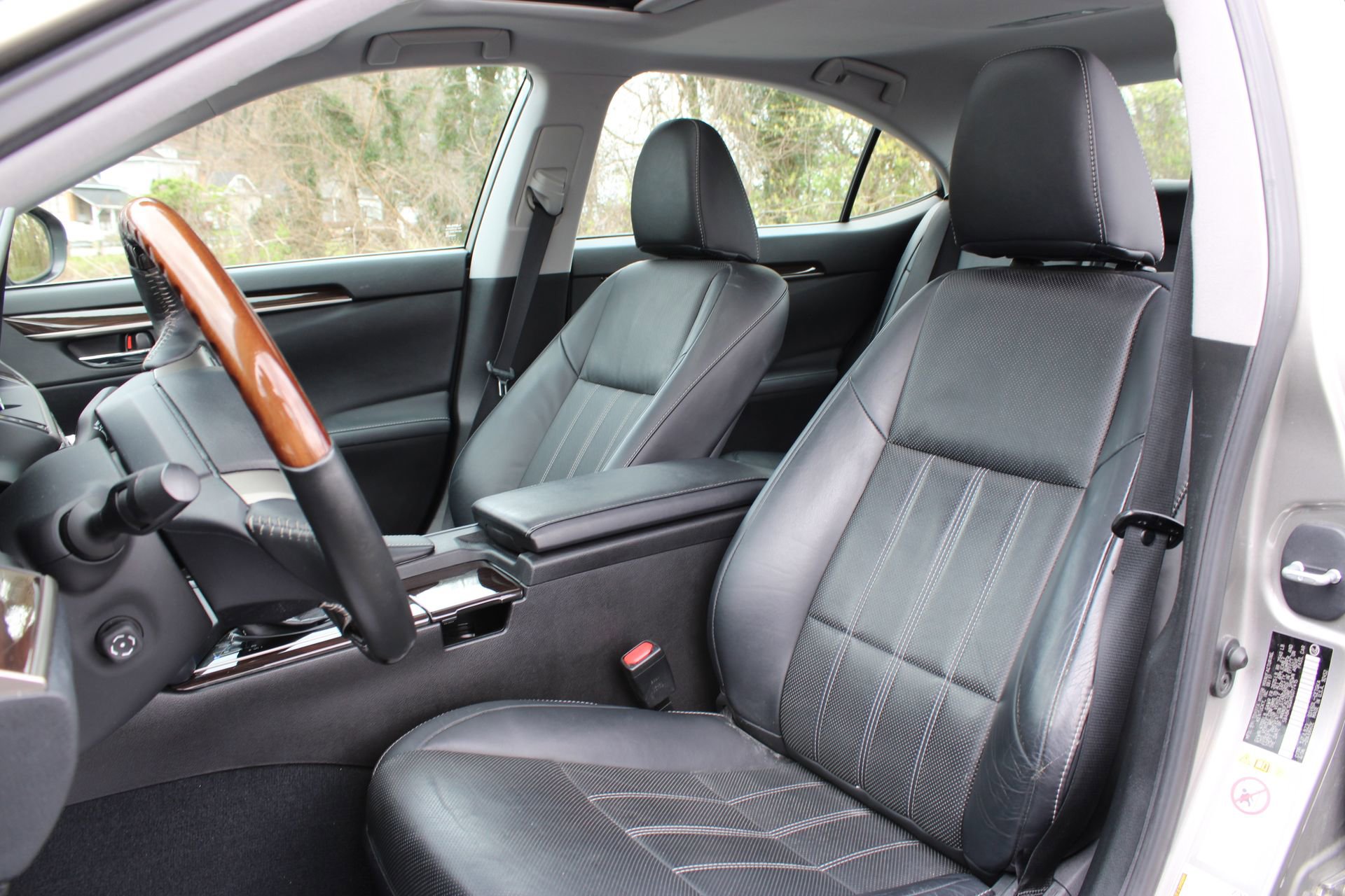 Used 2017 Lexus ES 350 w/ Luxury Package image 14