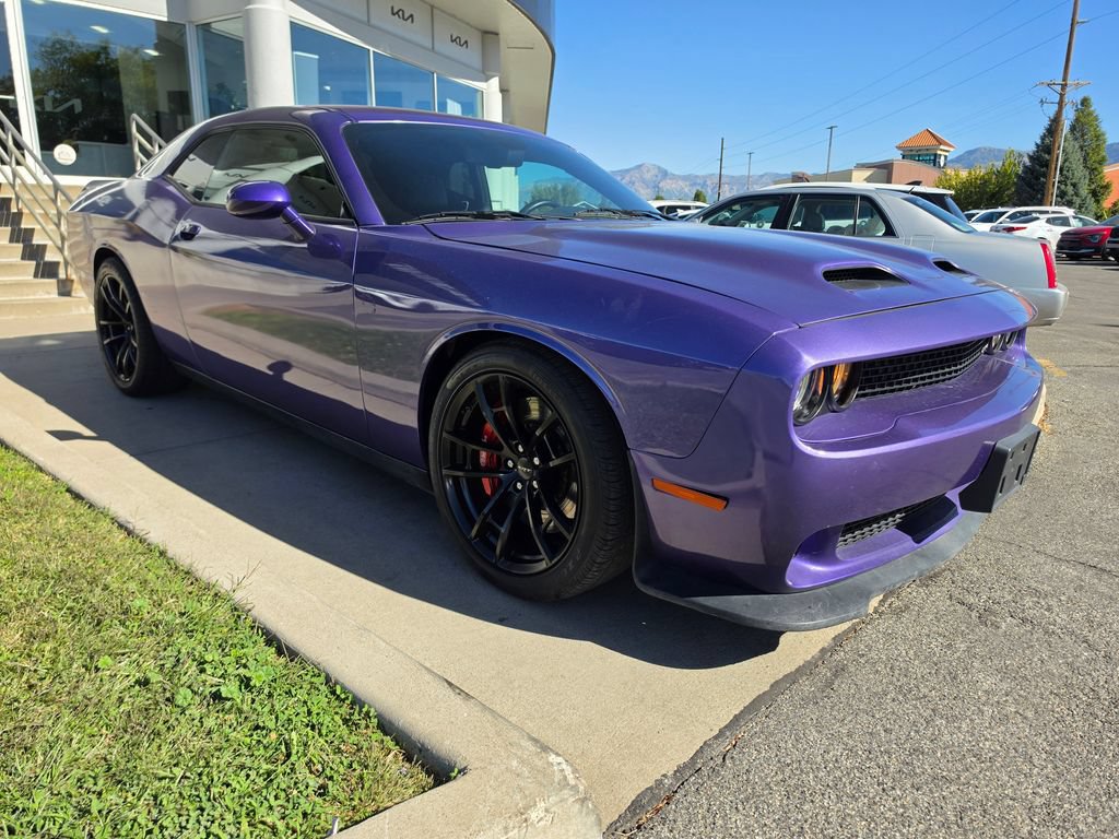 Used 2019 Dodge Challenger SRT Hellcat w/ Laguna Leather Package RWD image 3