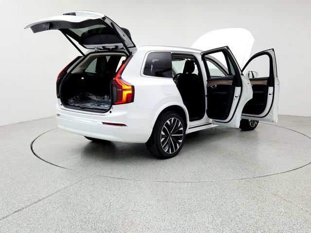 New 2025 Volvo XC90 T8 Plus w/ Protection Package Premier image 11