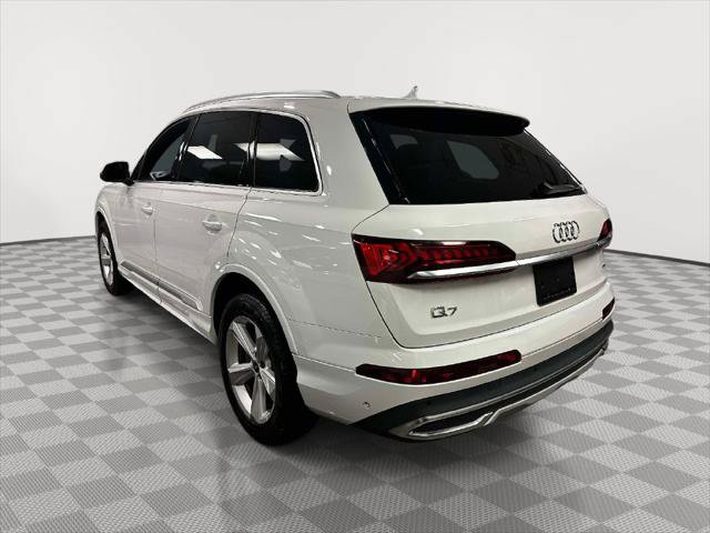 Used 2023 Audi Q7 2.0T Premium w/ Convenience Package AWD/4WD image 5