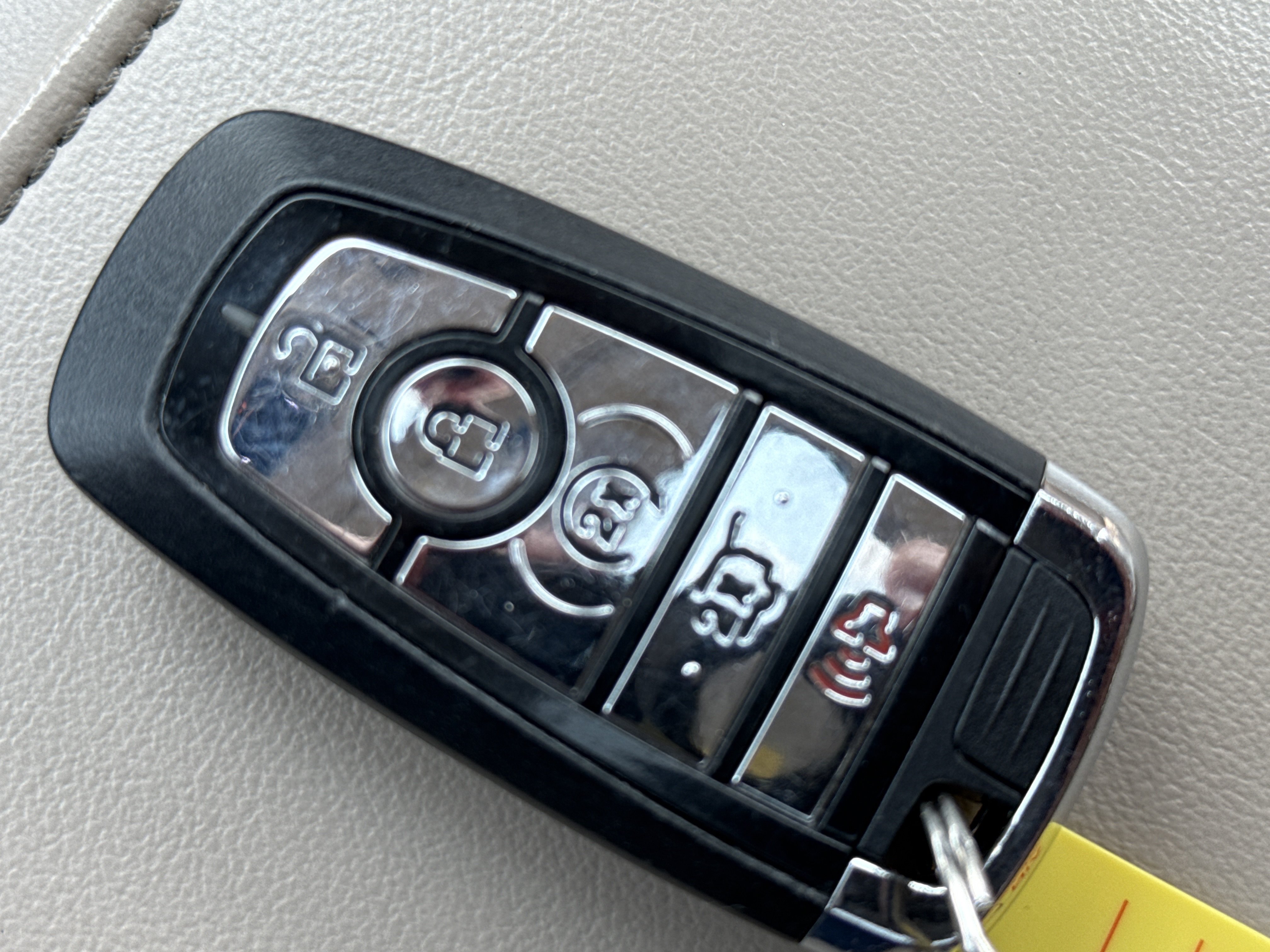 Used 2022 Lincoln Aviator AWD w/ Premium Package image 31
