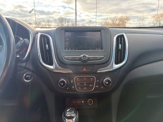 Used 2020 Chevrolet Equinox LT w/ Driver Convenience Package image 6