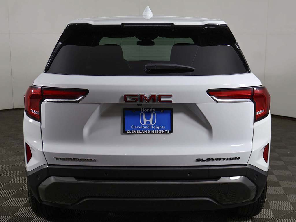 Used 2026 GMC Terrain Elevation FWD image 13