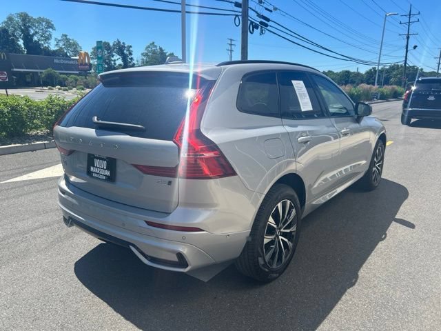 Certified 2025 Volvo XC60 B5 Plus AWD/4WD image 5