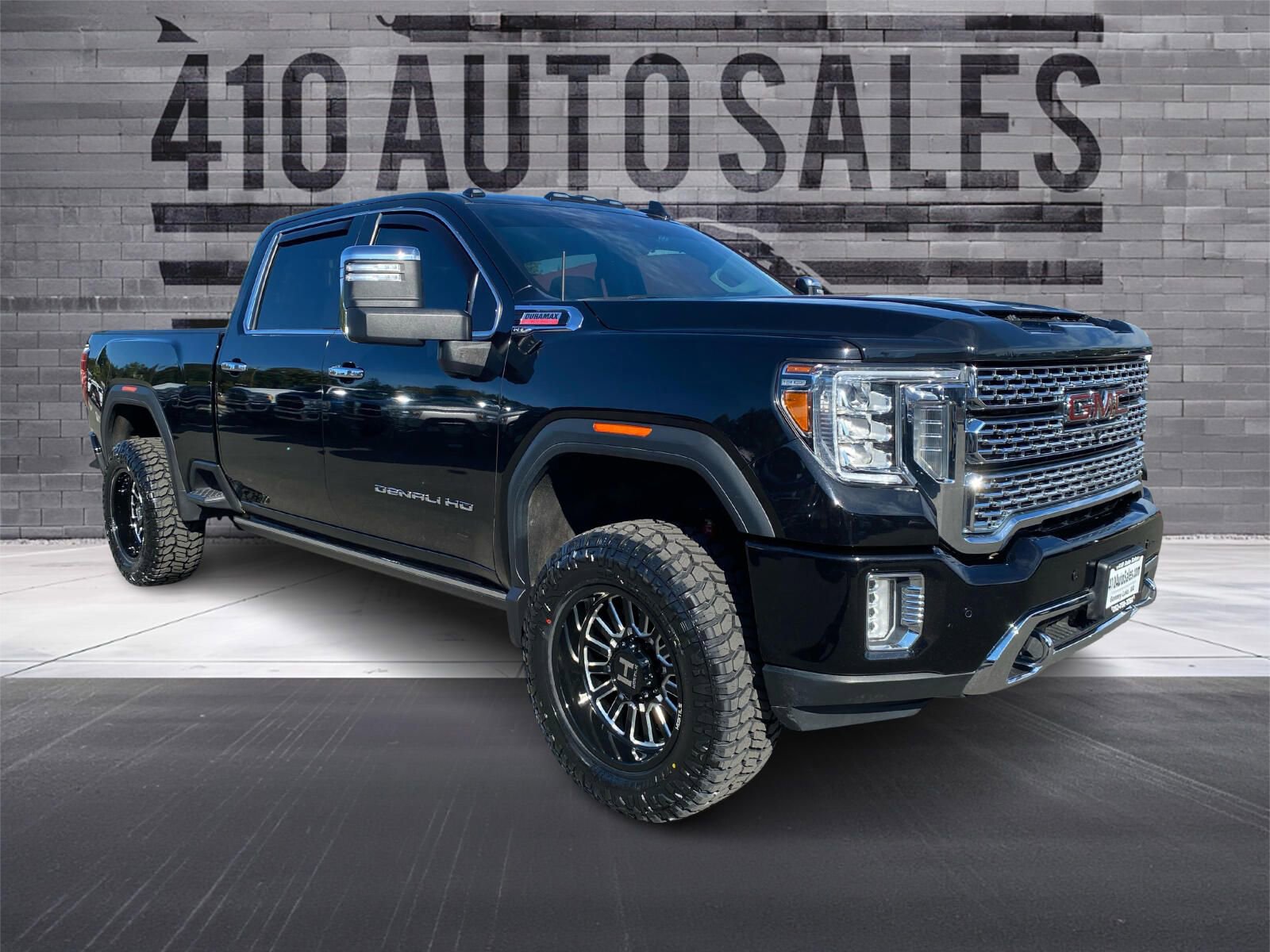 Used 2021 GMC Sierra 2500 Denali w/ Denali Black Diamond Edition image 1