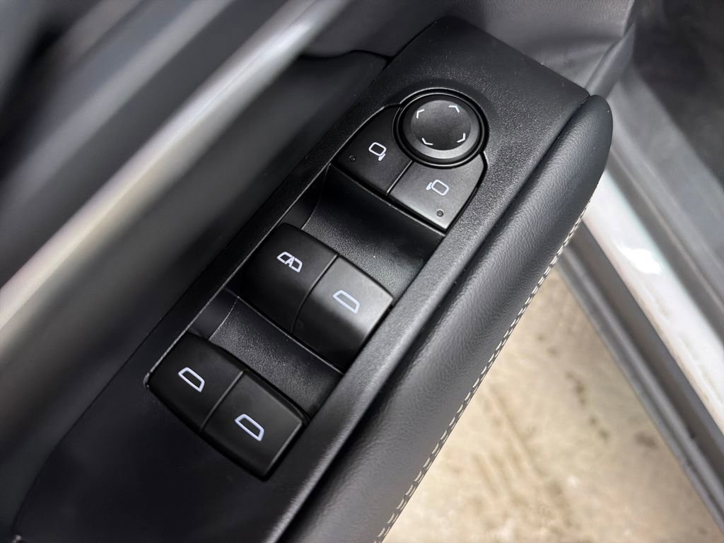 Used 2026 GMC Terrain Elevation FWD image 17