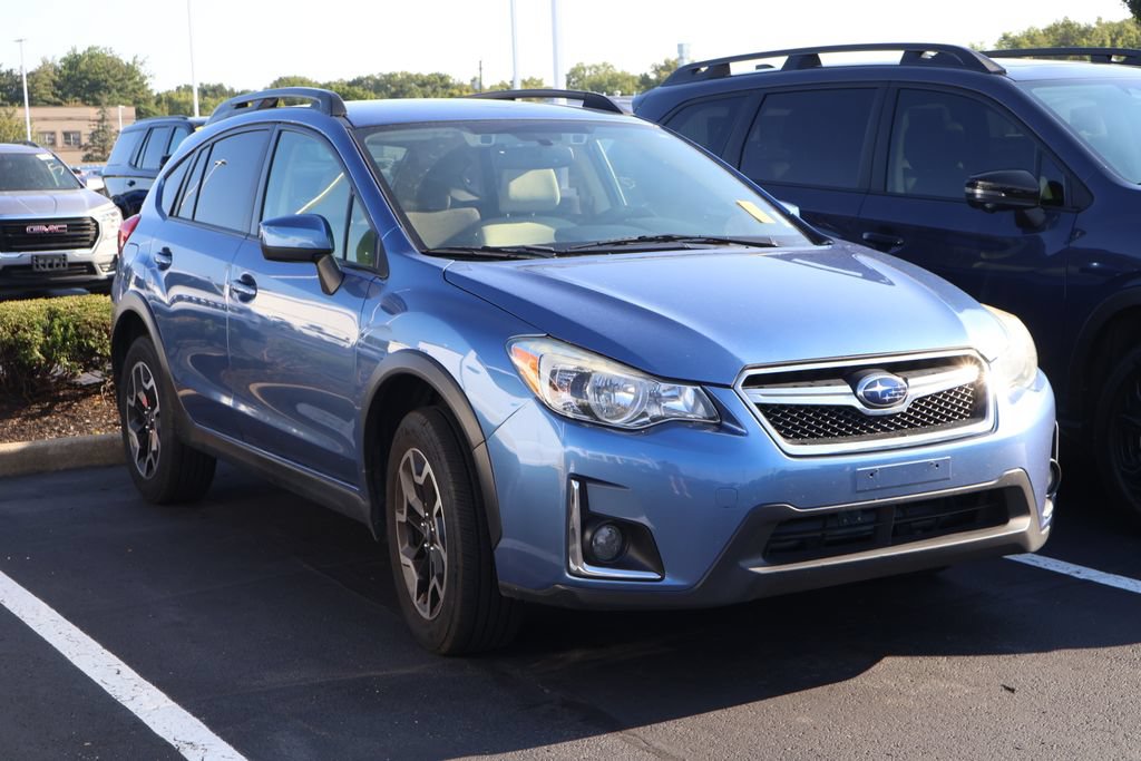 Used 2016 Subaru Crosstrek 2.0i Premium AWD/4WD image 3