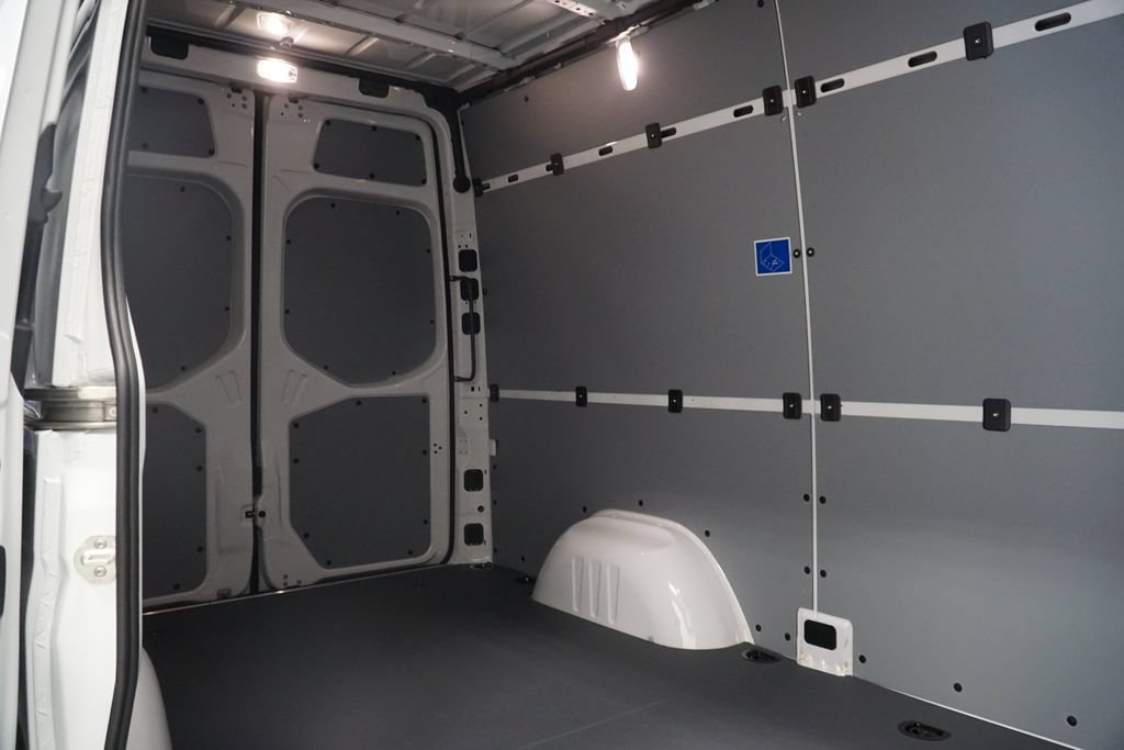 New 2026 Mercedes-Benz Sprinter 2500 image 9
